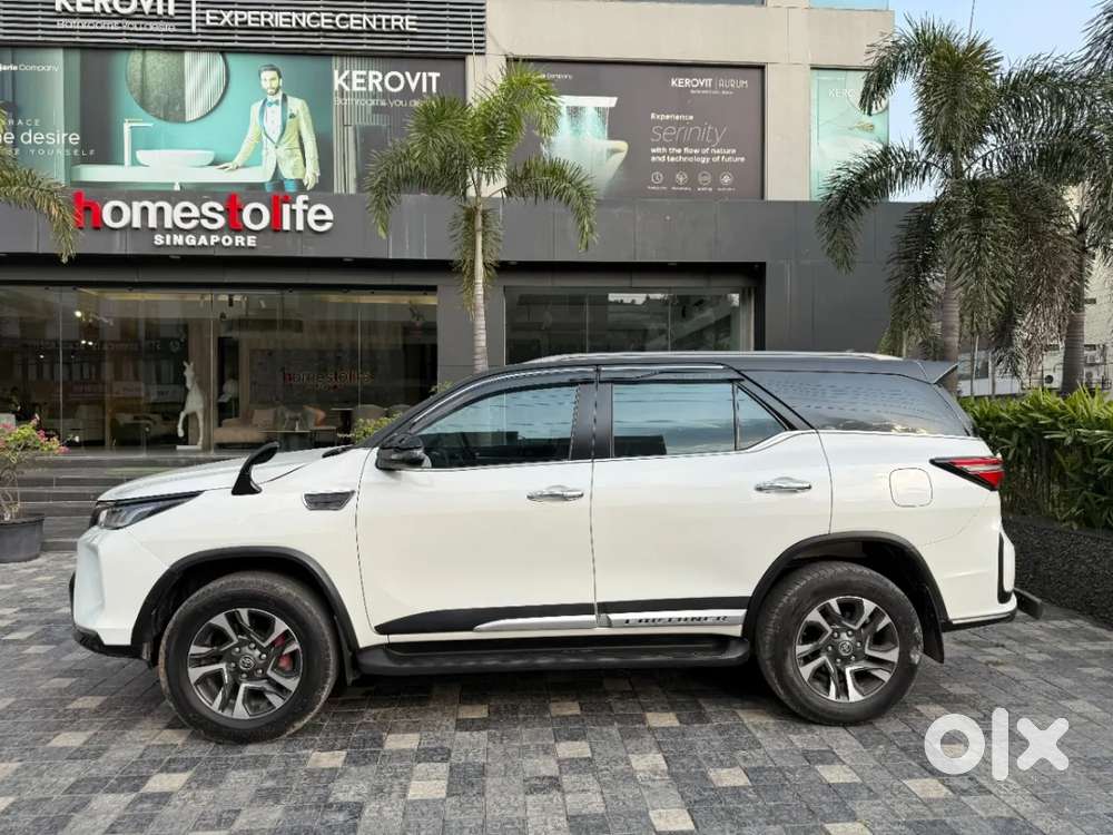 Toyota Fortuner Legender, 2022, Diesel