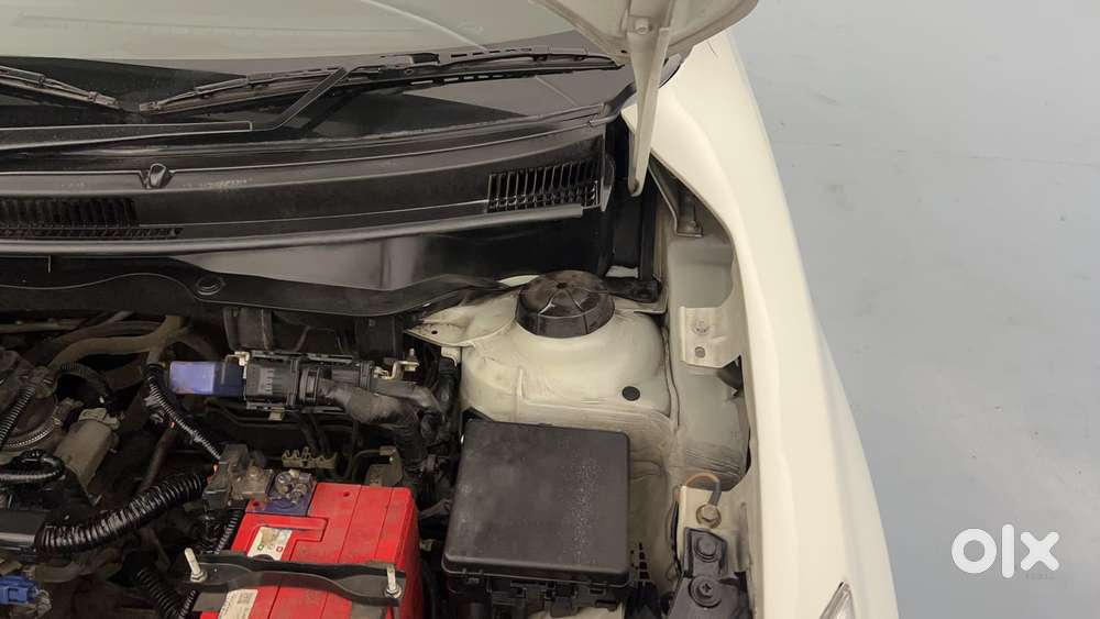 Maruti Suzuki Swift Vvt Vxi, 2021, Petrol