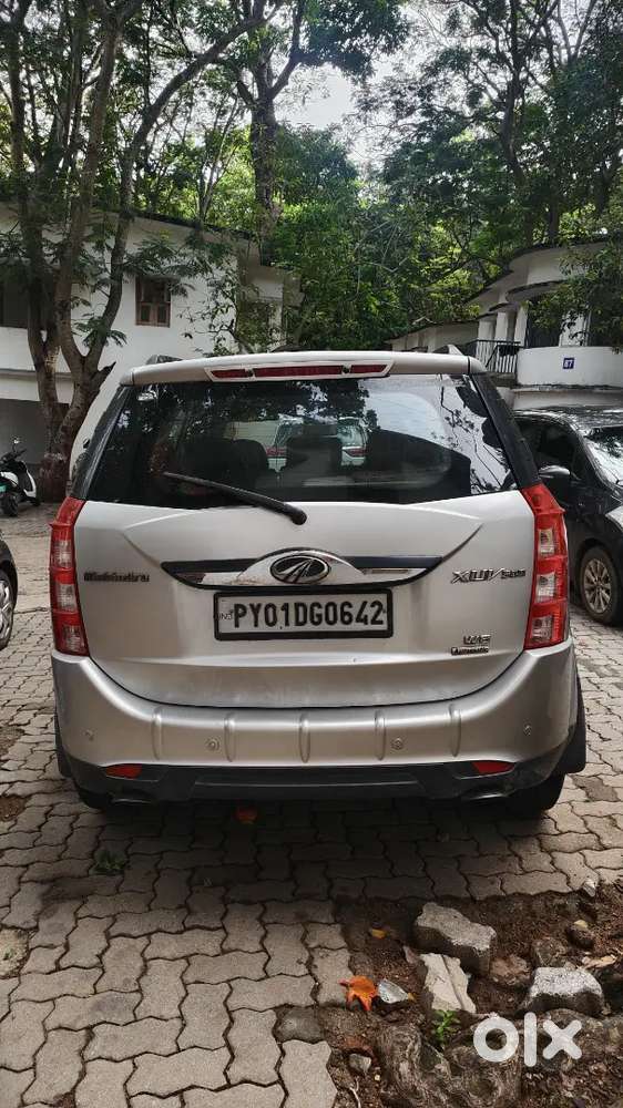 Mahindra Xuv500 1.99 Fwd W8 Automatic 2017