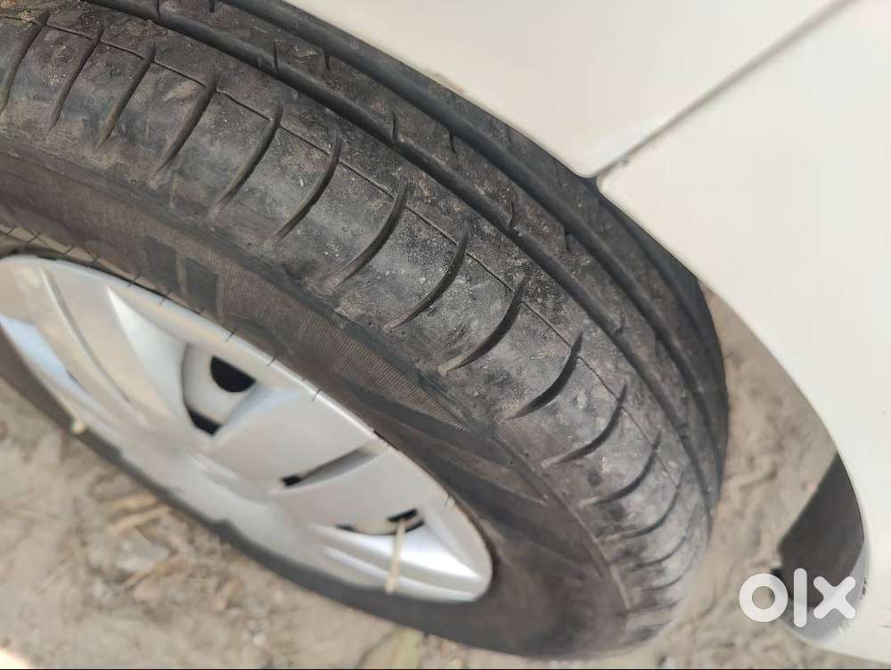 Alto(800) Lx Model With Ac And Power Stearing.