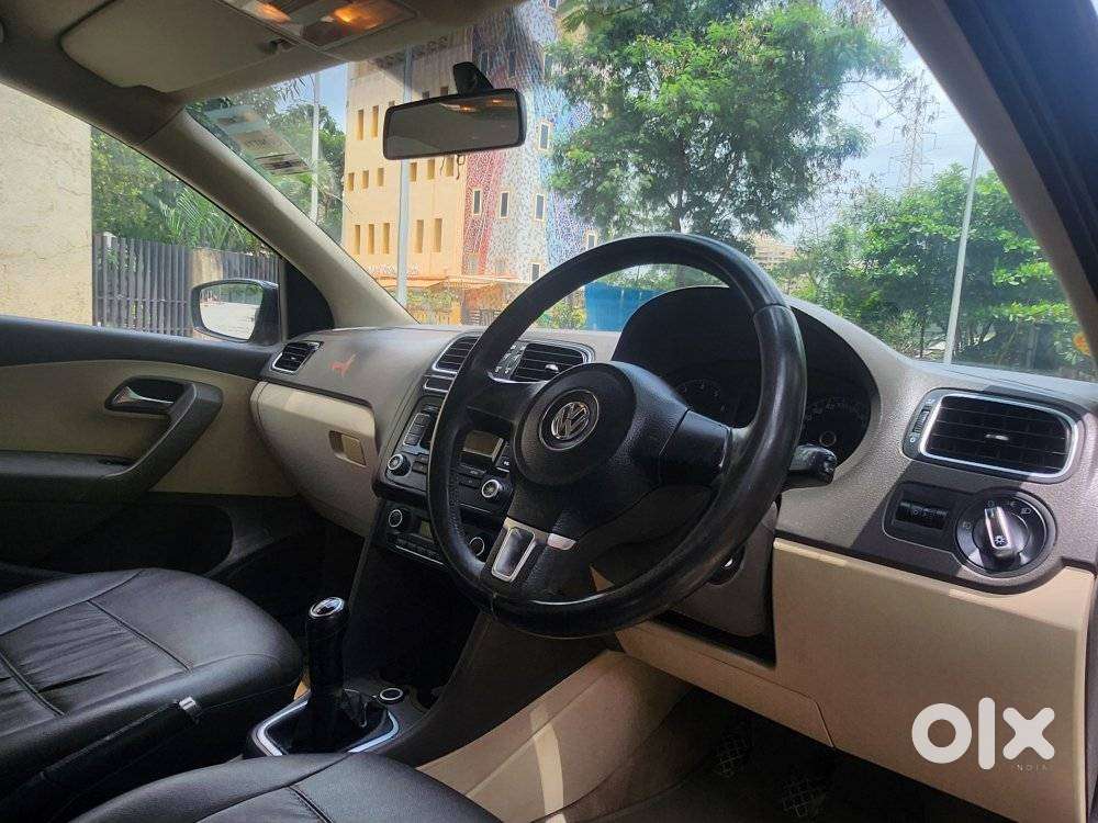 Volkswagen Vento Petrol Highline, 2011, Petrol
