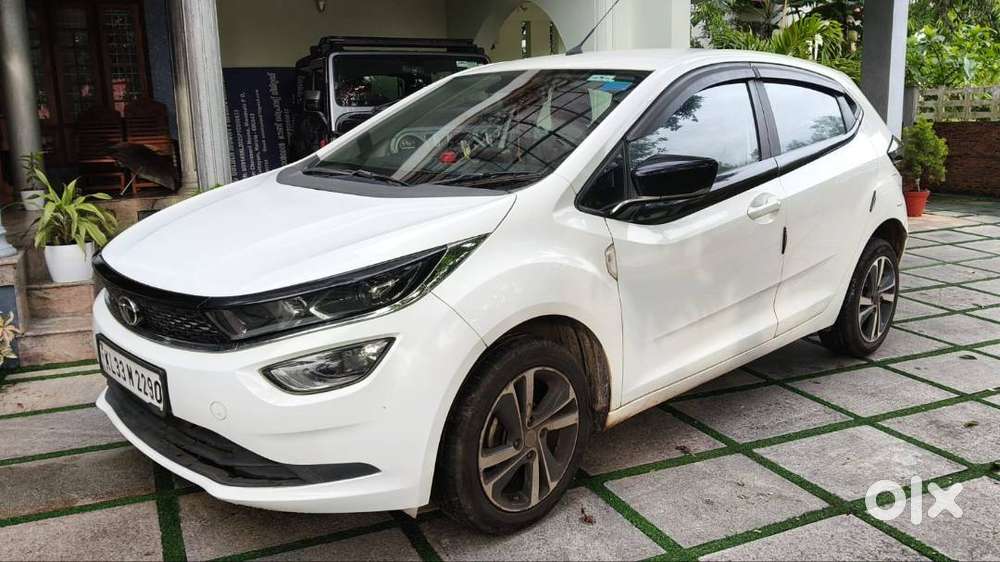 Tata Altroz 2021 Petrol Top Model Well Maintained