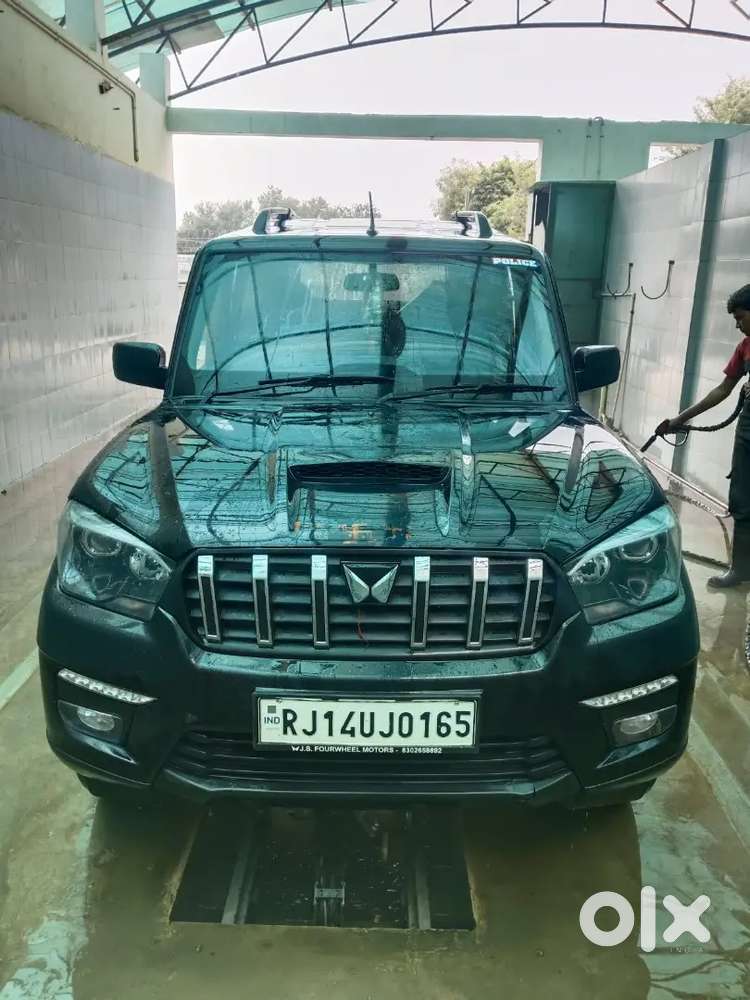 Mahindra Scorpio Classic 2023