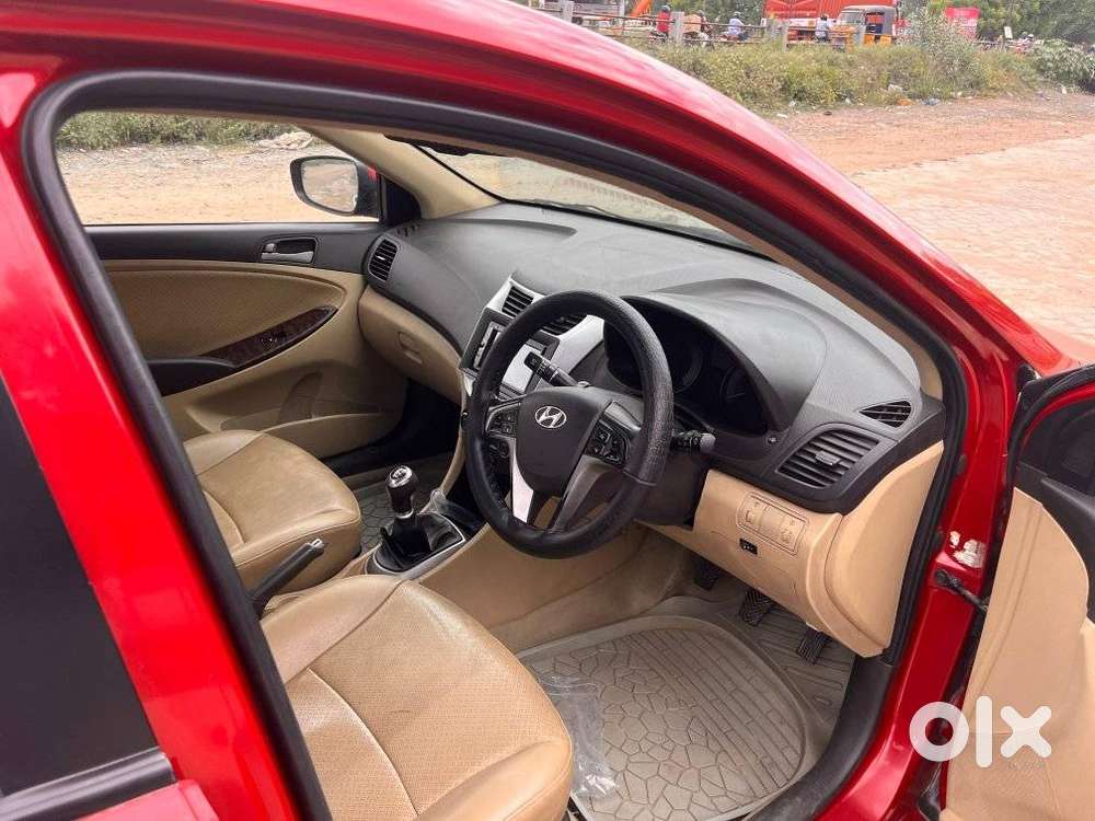 Hyundai Verna Fluidic 1.6 Crdi Sx Opt, 2016, Diesel