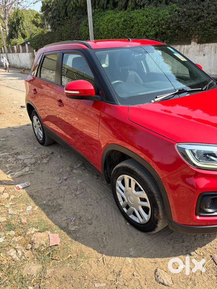 Maruti Suzuki Brezza Vxi 2021 Under Warranty