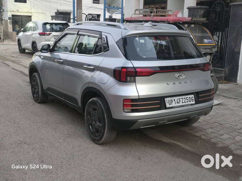 Hyundai Venue S 1.2 Petrol, 2024, Petrol