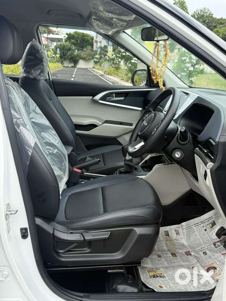 Kia Carens G 1.5 6mt Premium (o) 7-seater, 2024, Diesel