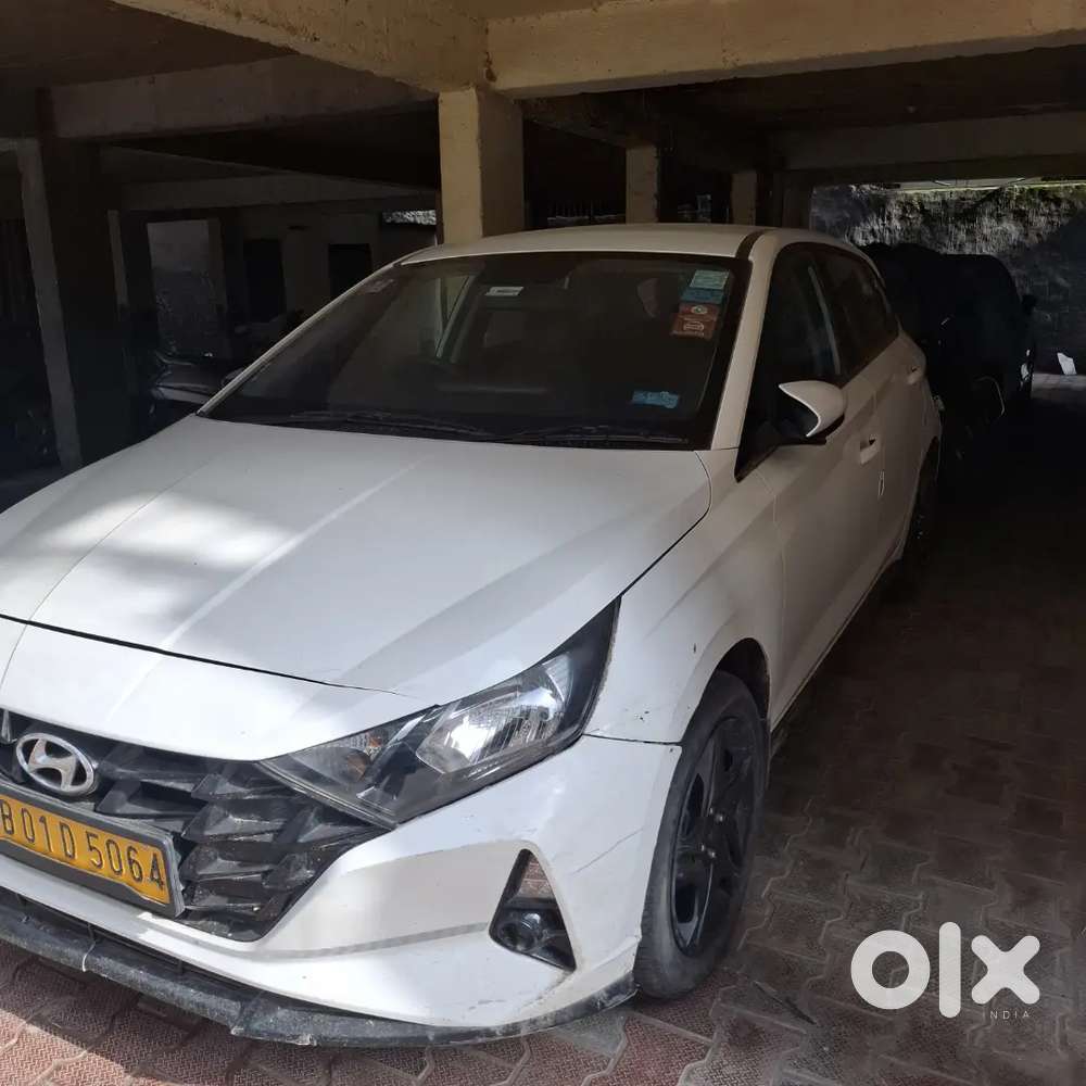 Hyundai I20 Sportz 2023 Variant Petrol