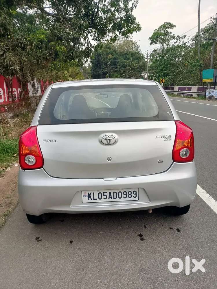 Toyota Etios Liva 2012