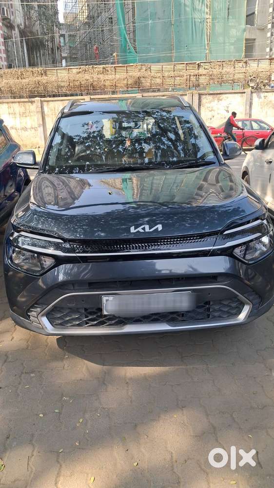 Kia Carens 2022 Petrol Good Condition