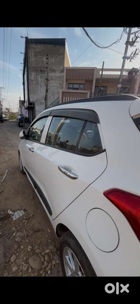 Hyundai Grand I10 Diesel Automatic 2014 Ending Condition,ok Money Need