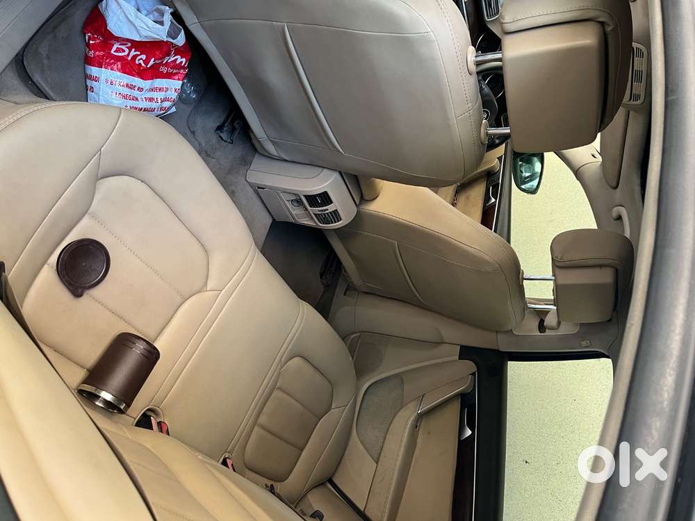 Volkswagen Passat 2011 Diesel 90000 Km Driven