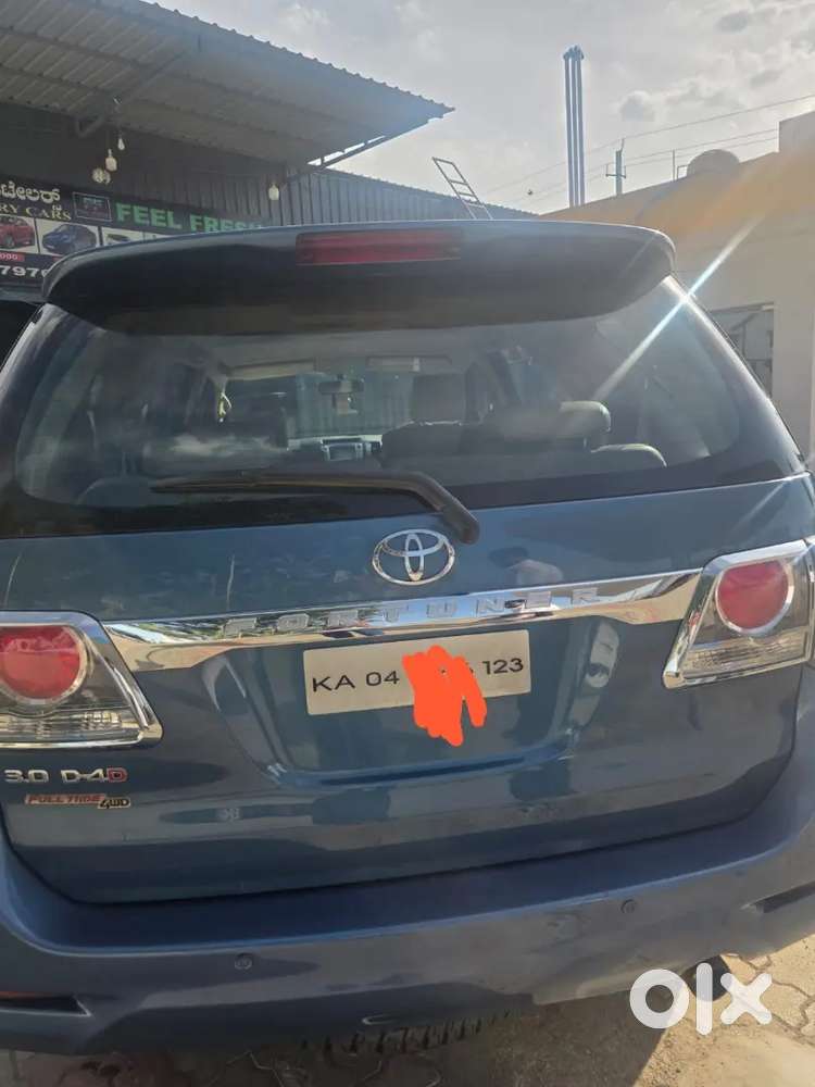 Toyota Fortuner 2012 Diesel 197000 Km Driven