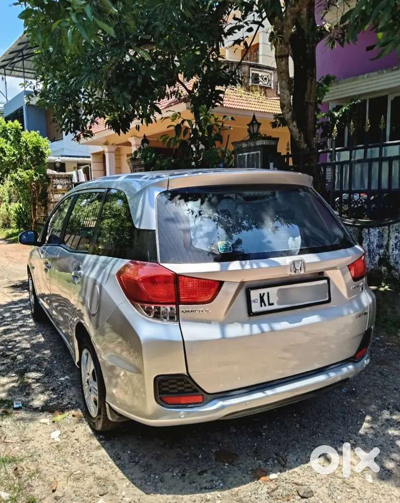 Honda Mobilio 7 Seat 2016 Diesel Well Maintained