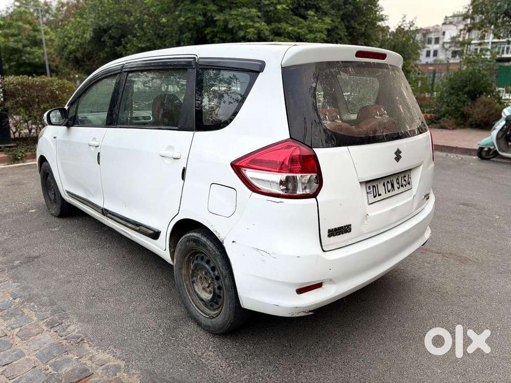 Maruti Suzuki Ertiga 2013 December Petrol Well Maintained