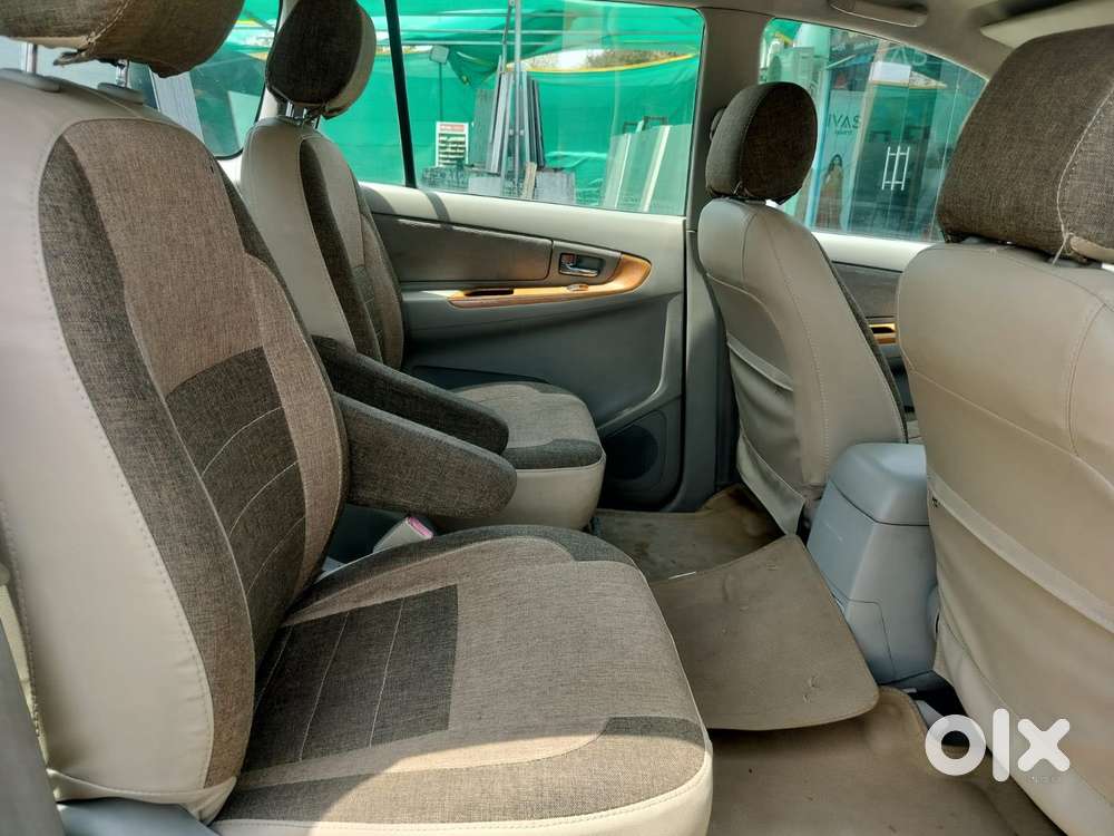 Toyota Innova 2.5 Vx 7 Str, 2010, Diesel