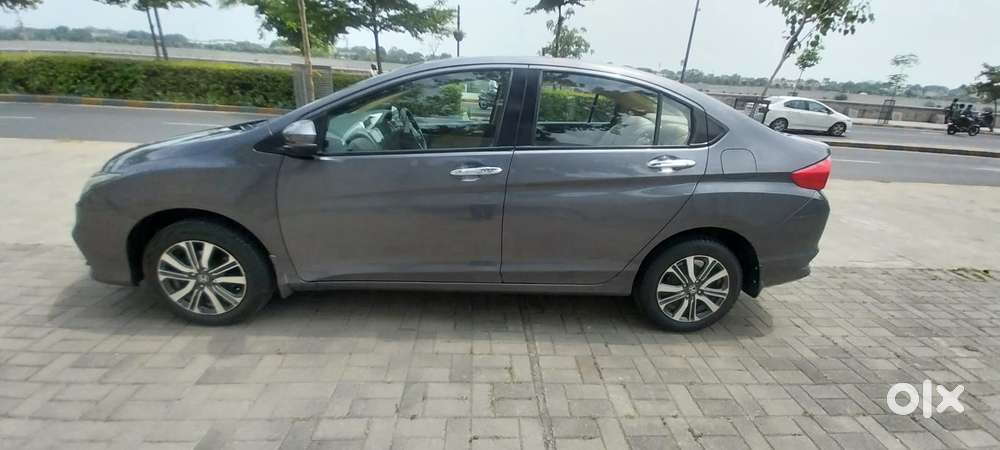 Honda City V At, 2017, Petrol