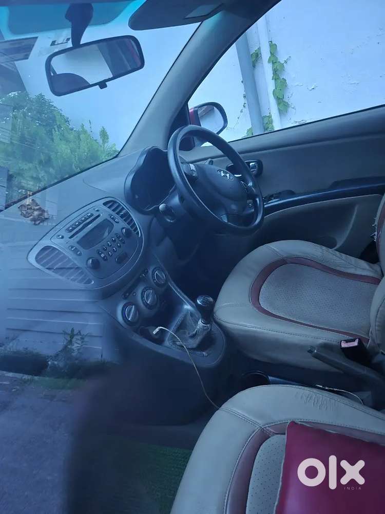 Hyundai I10 Sportz Petrol 2011
