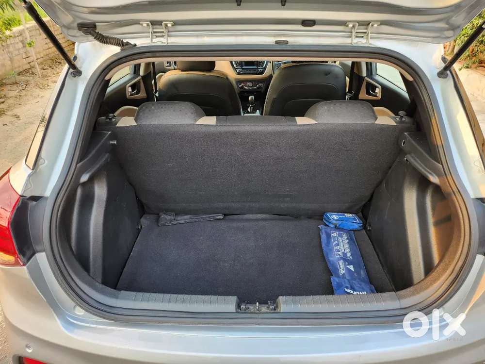 2020 I20 Magna Plus Petrol Manual 21,000 Km Driven