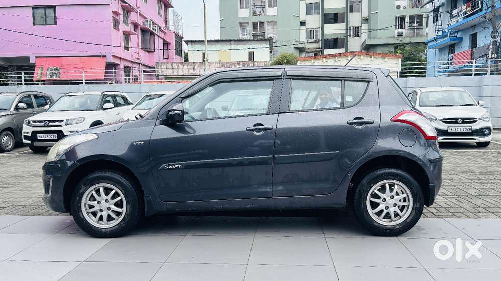 Maruti Suzuki Swift 1.2 Vxi (o), 2016, Petrol