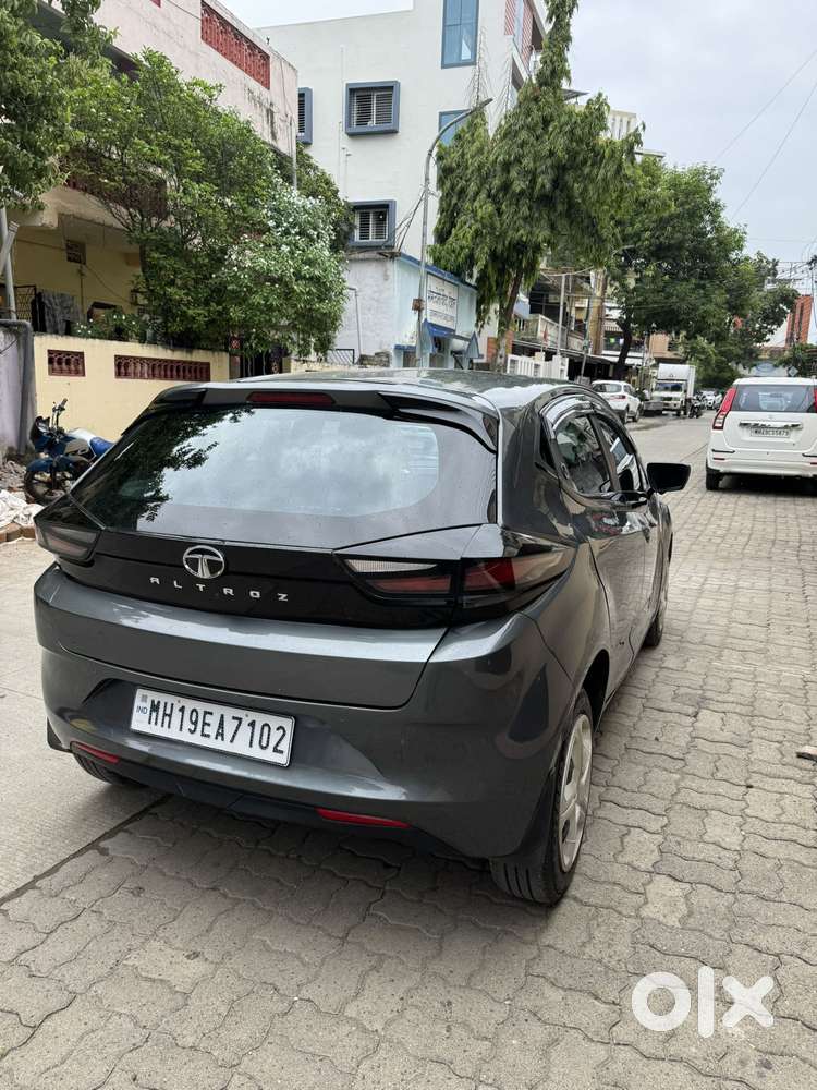 Tata Altroz 1.2 Xt, 2023, Petrol