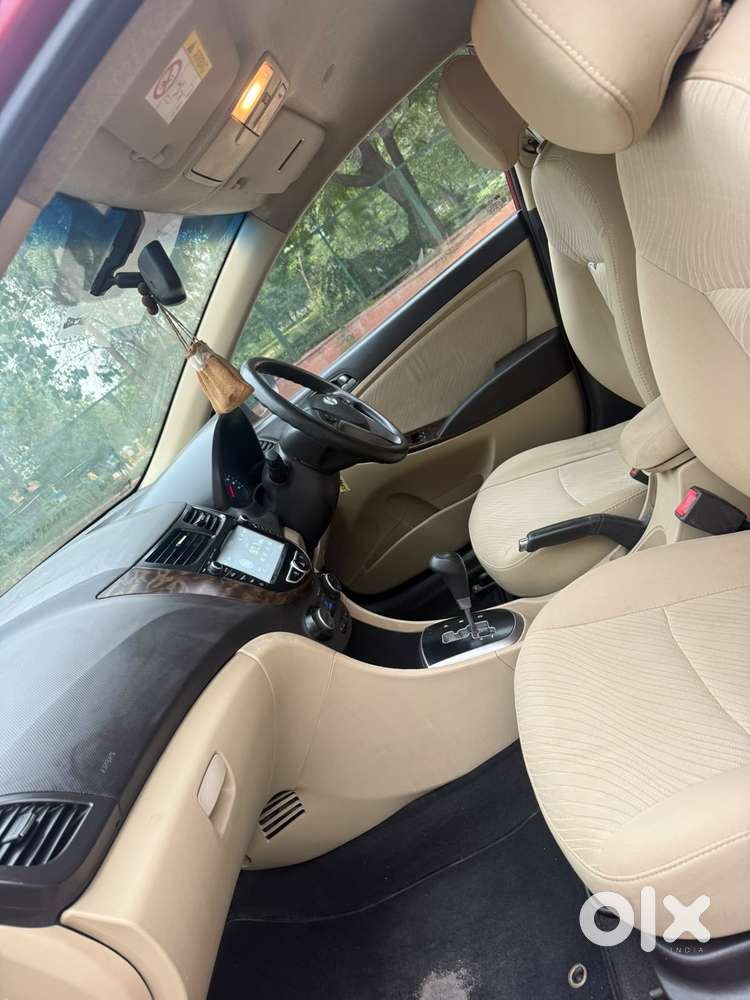 Hyundai Verna [ ] Fluidic 4s 1.6 Vtvt Sx At, 2016, Petrol