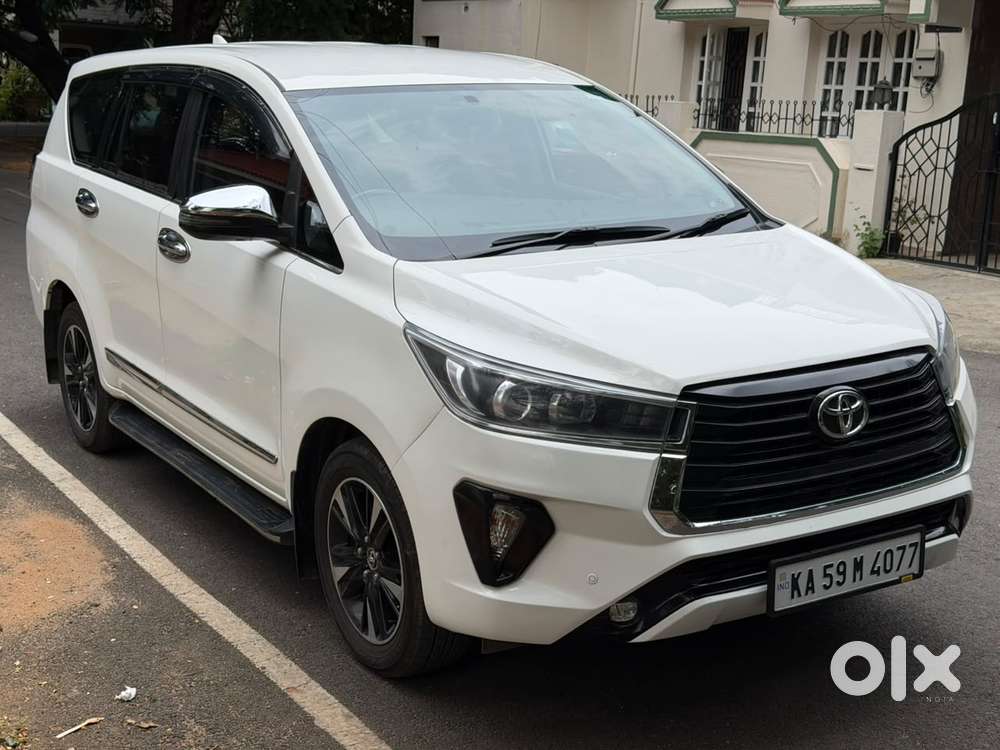 Toyota Innova Crysta 2.8z Automatic, 2019, Diesel