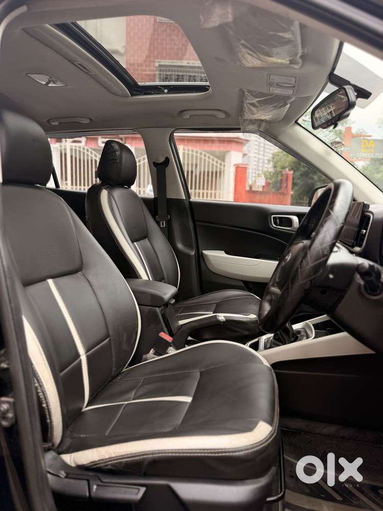 Hyundai Venue Sx Mt, 2023, Petrol