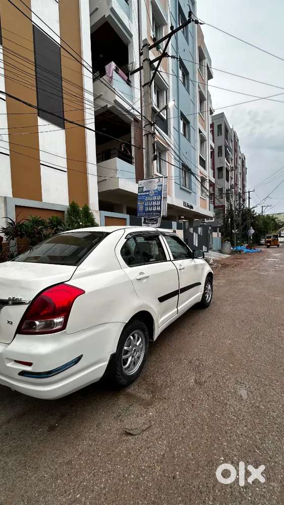 Maruti Suzuki Dzire 1.2 2011