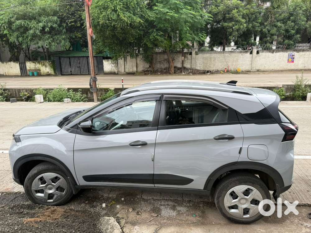Tata Nexon Petrol 2024