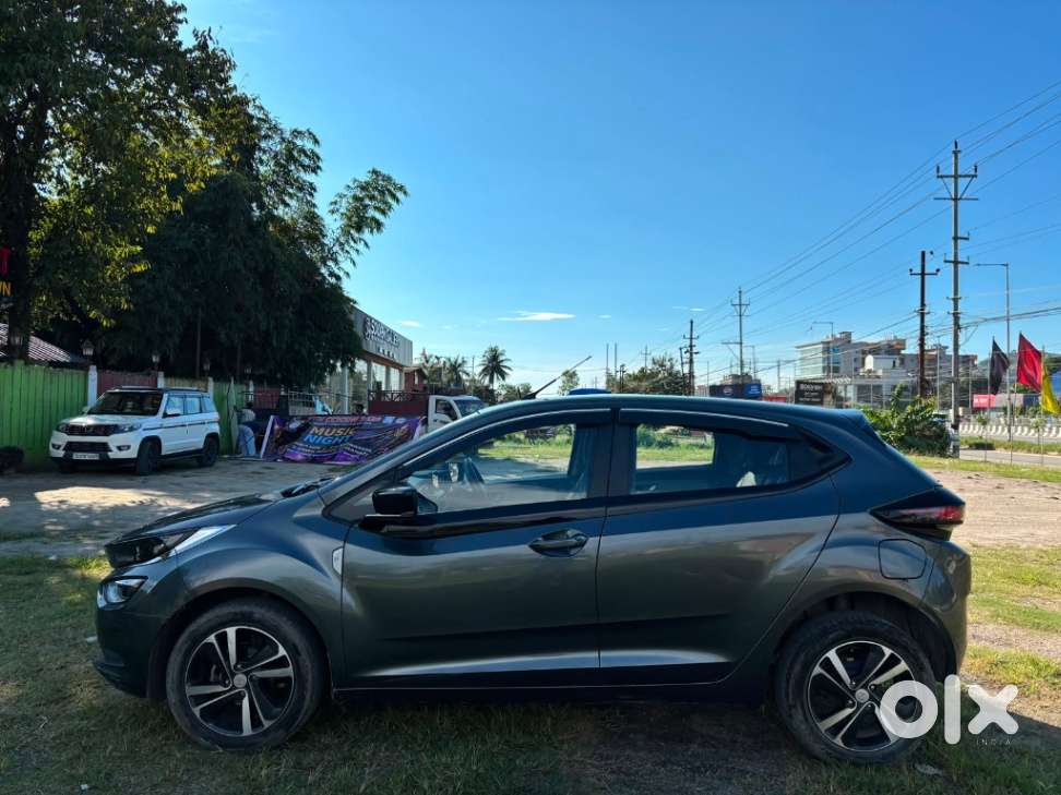 Tata Altroz Xz, 2022, Petrol