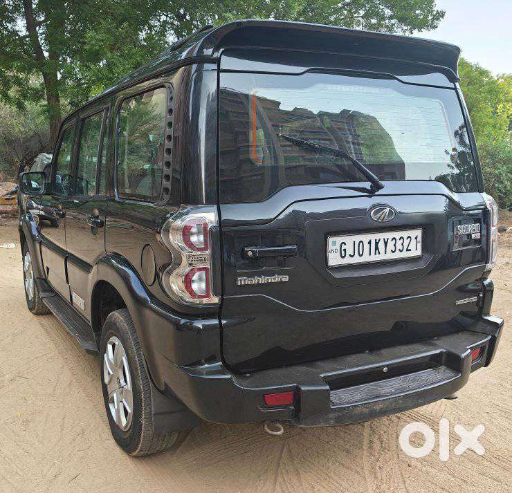 Mahindra Scorpio S6 Plus, 2017, Diesel