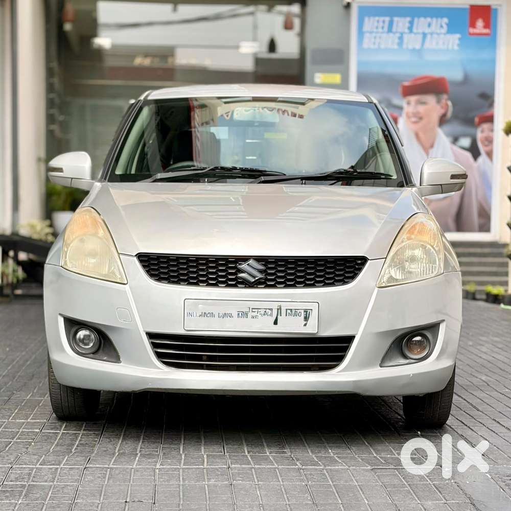 Maruti Suzuki Swift Vxi With Abs, 2013, Petrol