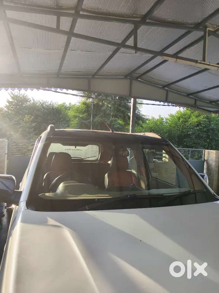 Mahindra Tuv 300 2016 Last