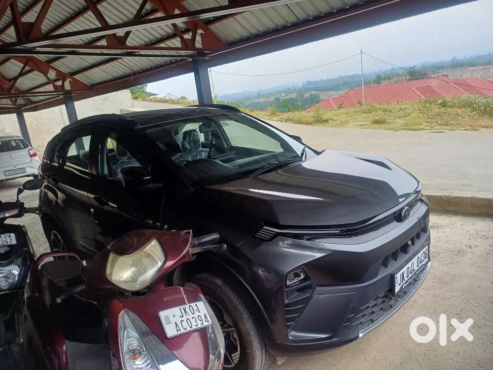 Tata Nexon Creative Petrol 2026