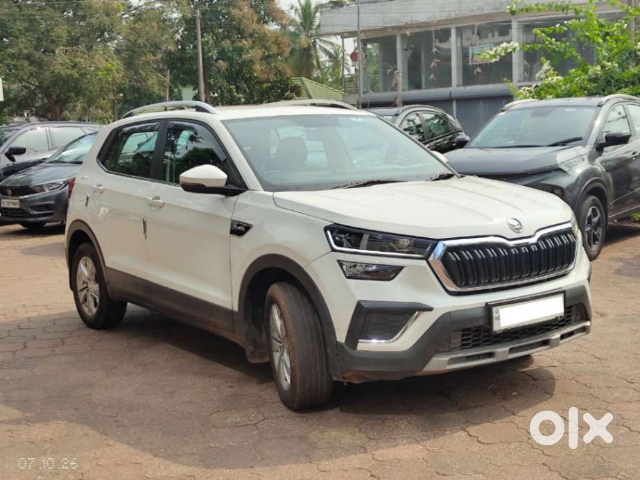 Skoda Kushaq 1.0 Tsi Ambition, 2023, Petrol