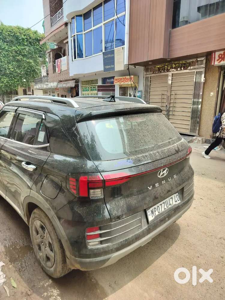 Hyundai Venue 2024 S Plus Petrol Manual