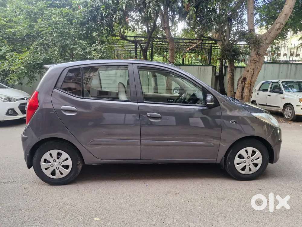 Hyundai I10 Asta Sunroof 2011 Petrol Automatic