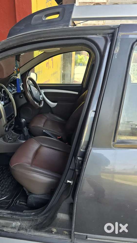 Renault Duster 2018 Diesel 90000 Km Driven
