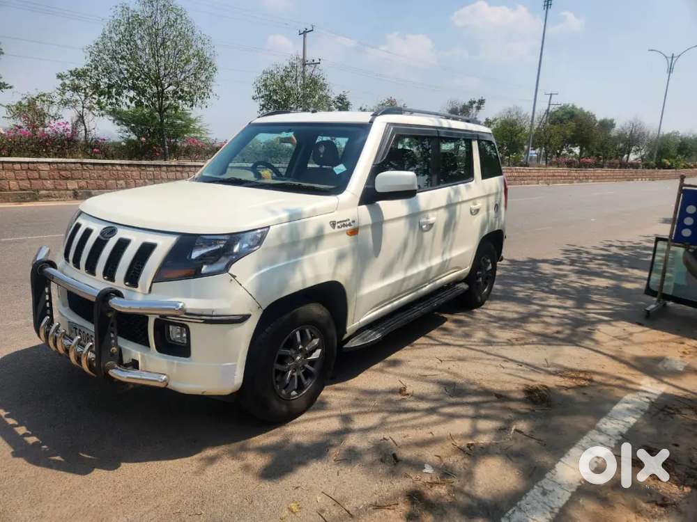 Mahindra Tuv 300 Amt 2018 Diesel 98000 Km Driven
