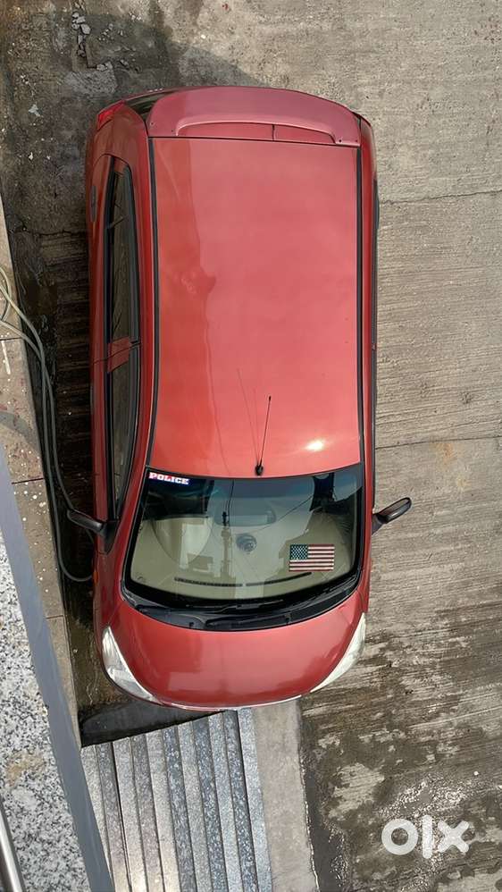 Hyundai I10 Red Petrol 2011
