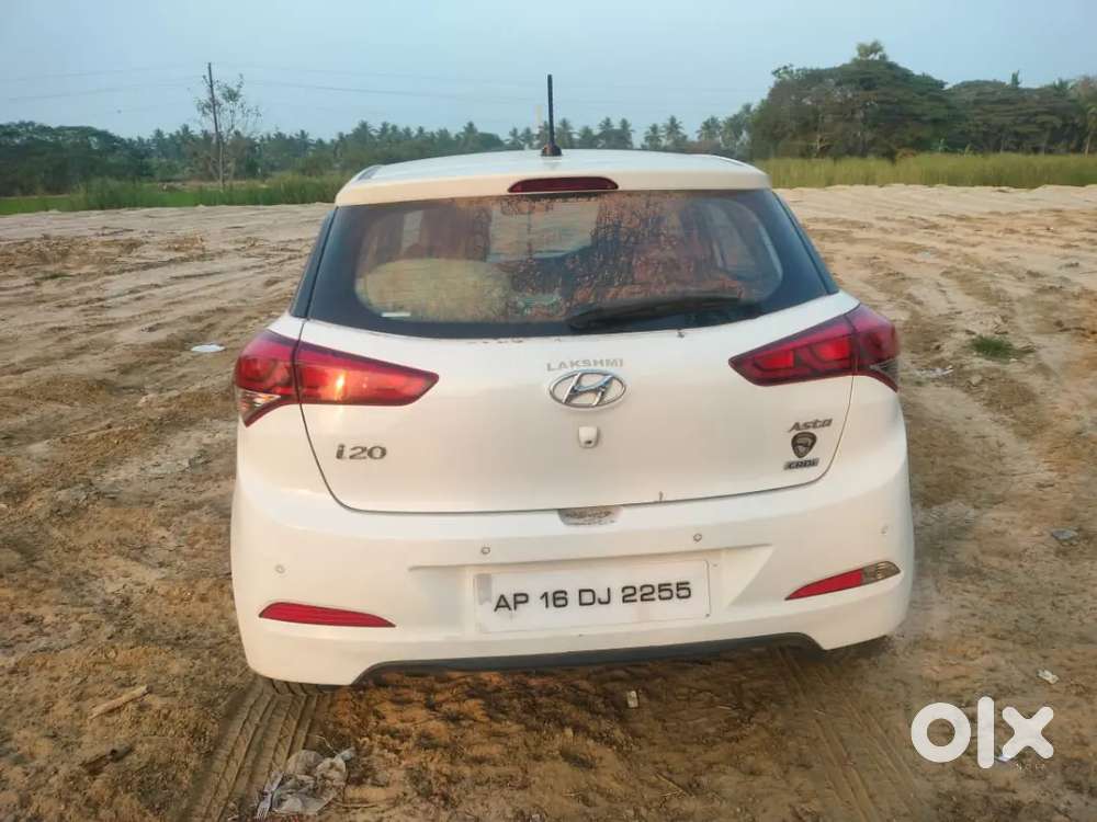 Hyundai I20 Crdi Anniversary 2016 Model