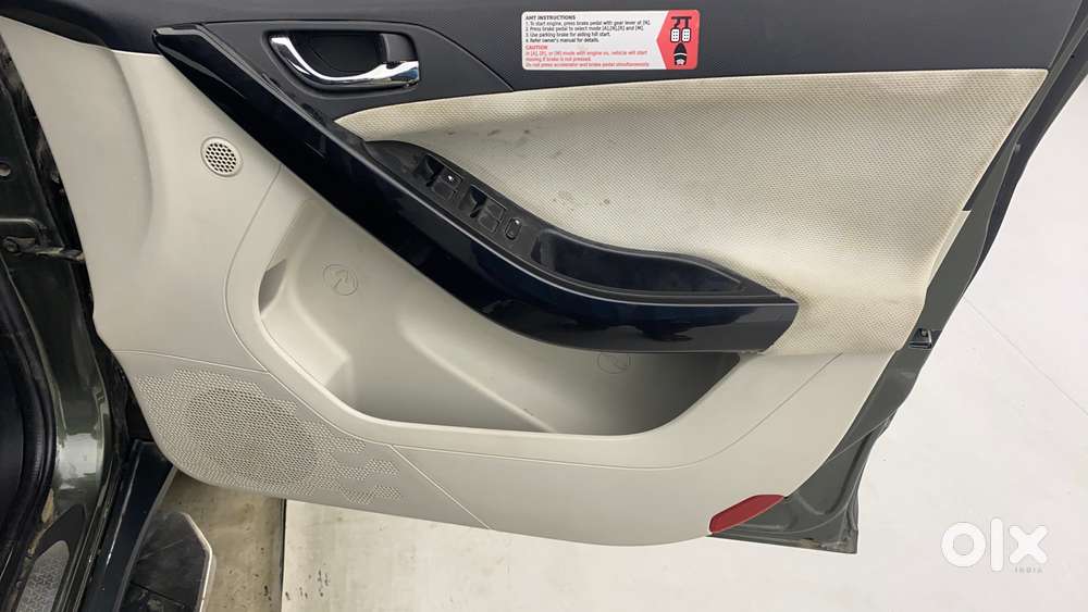 Tata Nexon 1.2 Revotron Xza Plus, 2022, Petrol