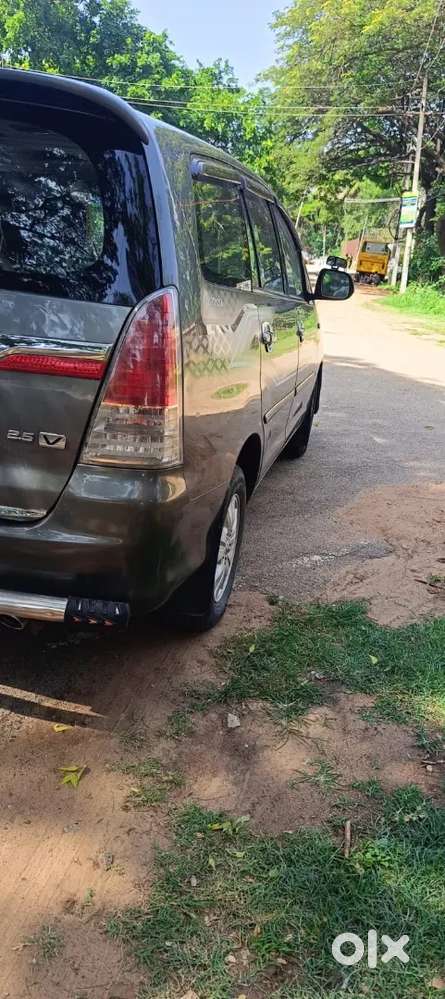 Toyota Innova 2009 Diesel 18000 Km Driven Full Condition