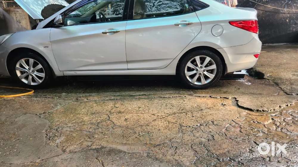 Hyundai Verna Sx 2012