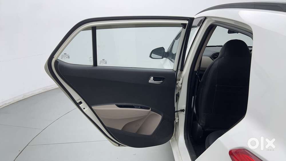 Hyundai Grand I10 1.2 Kappa Sportz, 2015, Petrol