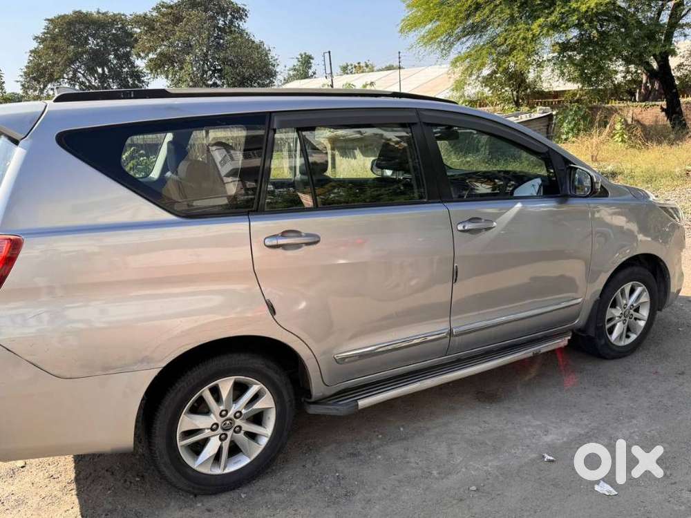 Toyota Innova Crysta 2.4 G Mt 7 Str, 2018, Diesel
