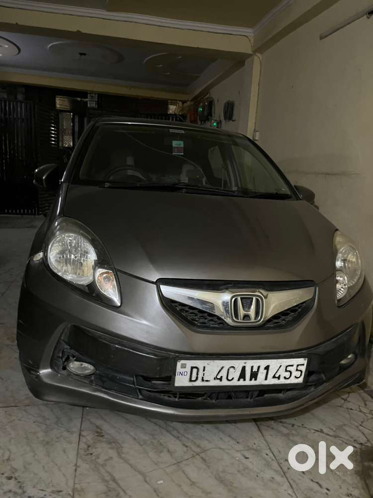 Honda Brio 2014 Km Driven