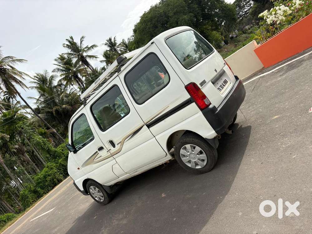 Maruti Suzuki Eeco 7 Seater Ac, 2011, Lpg
