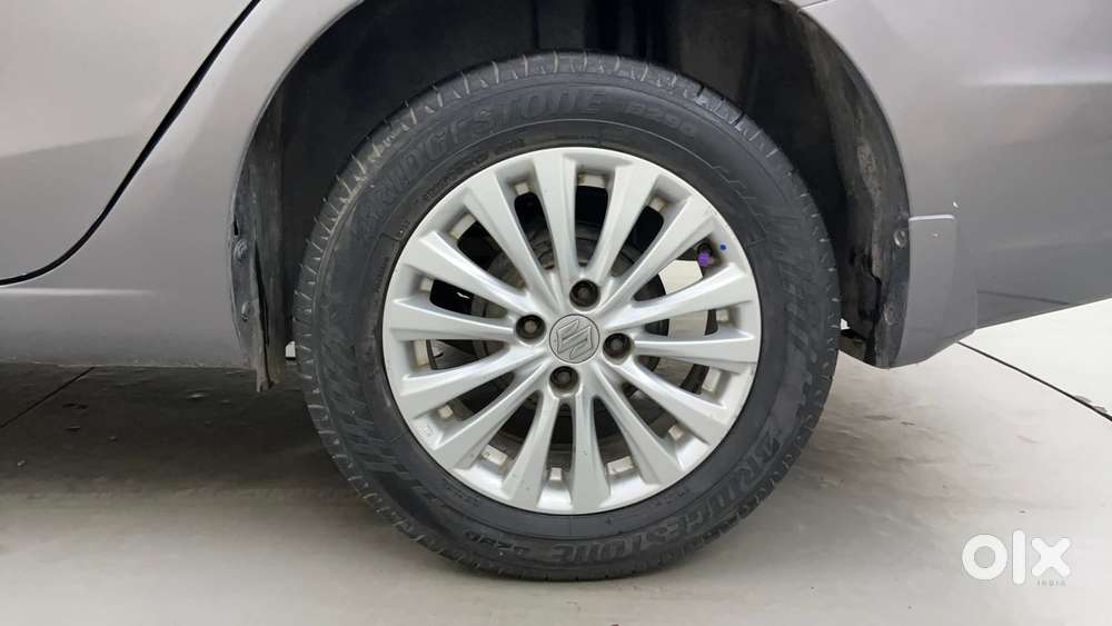 Maruti Suzuki Ciaz 1.3 Zeta Shvs Mt, 2017, Diesel